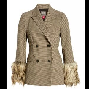 Vince Camuto Tan Houndstooth Blazer with Faux Fur Cuffs